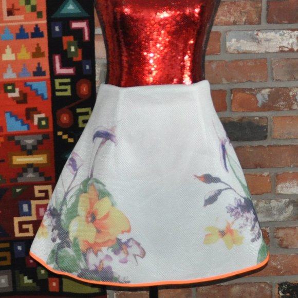 Mustard Seed Anthropologie STRUCTURED A-LINE WHITE MINI SKIRT Floral Botanical S - Picture 1 of 4